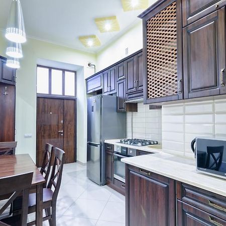 Apartment Grebinky 9 Lviv Exterior photo